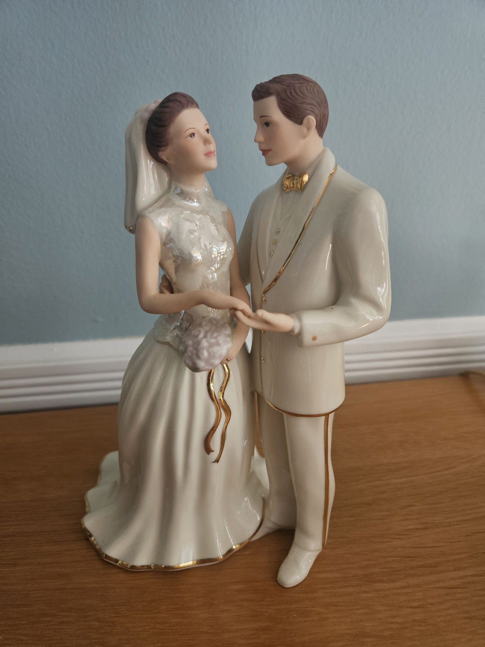 Classic Porcelain Bride and Groom Cake Topper - Ivory and Gold